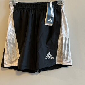 NWT Adidas Aeroflow running shorts Men’s XS 5’